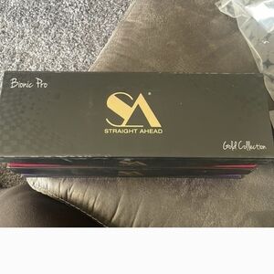 Professional Hair Straightener with Advanced Technology